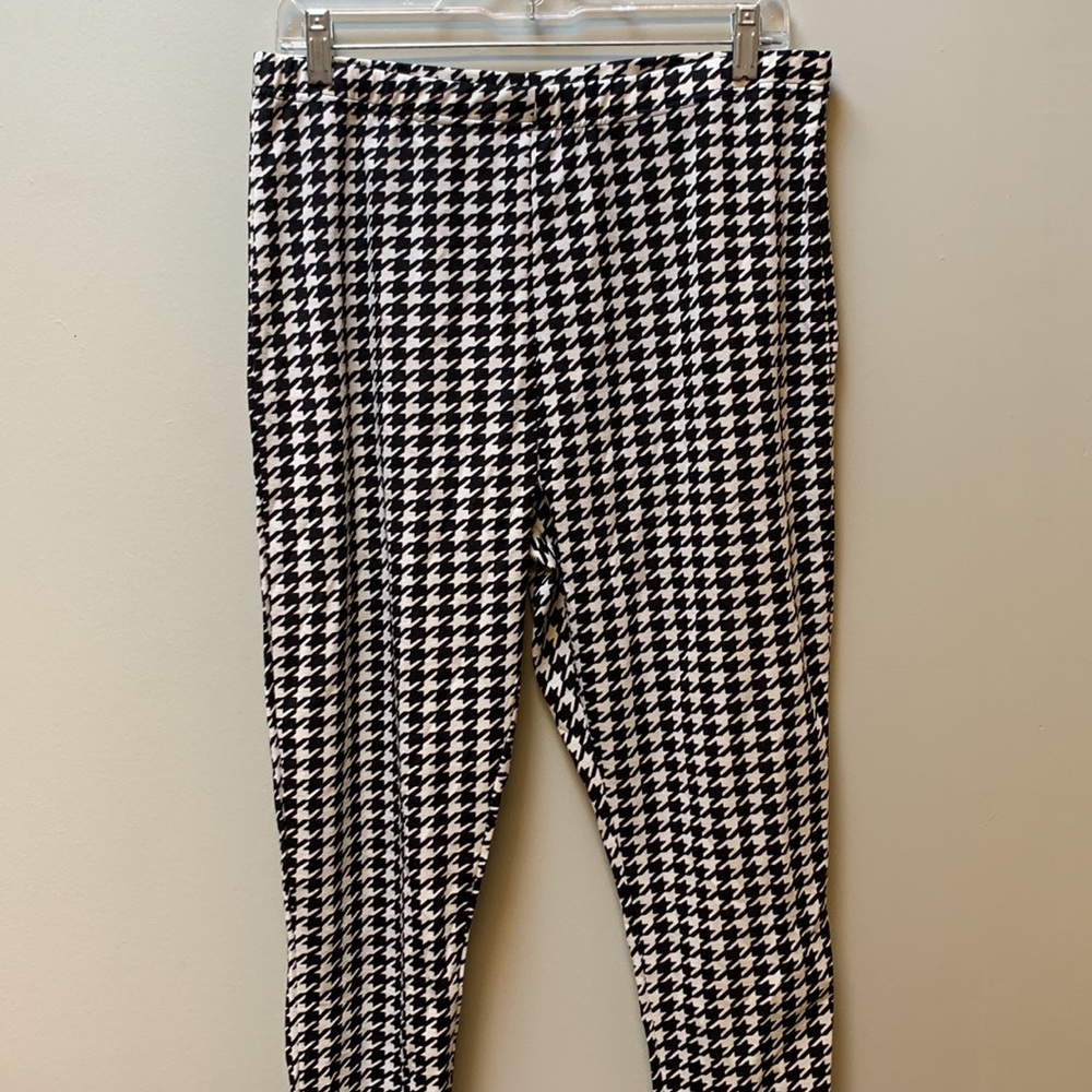 SHEIN Plus Houndstooth Leggings - Picture 4 of 5